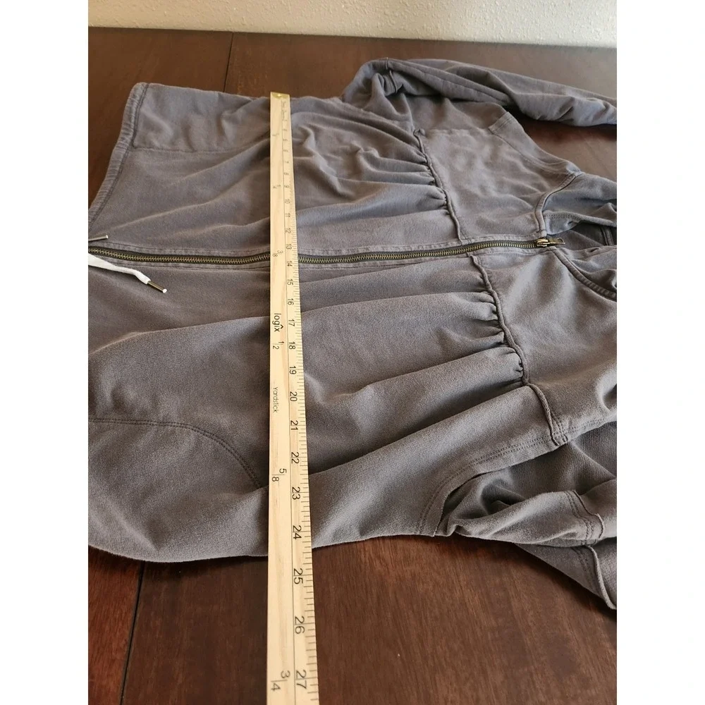 Young Fabulous‎ & Broke YFB Hoodie Size Medium Gray Full Zip Sweatshirt Comfy